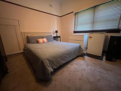 Airport Sharehouse - last minute hotel in Sydney