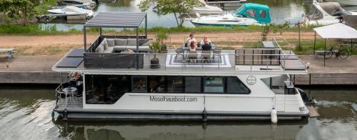 Mosel Glück - carbon neutral hotel in Unknown City