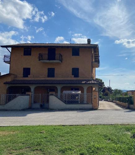 GlampingCashmereHause in Rivotorto, Italy