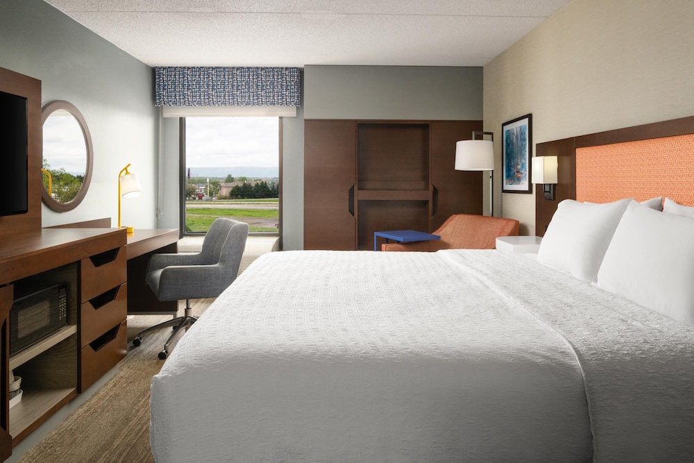 Hampton Inn Chambersburg - photo 17
