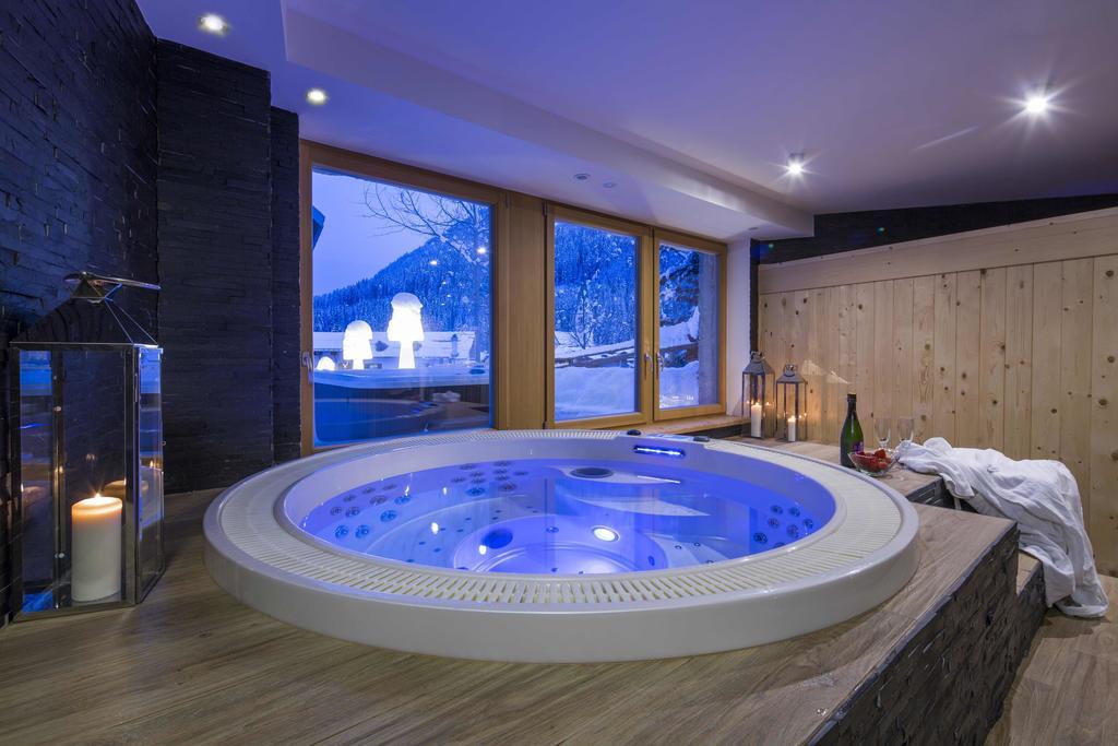 Residence Aspen — 4-Star Luxury Hotel in Livinallongo Del Col Di Lana, Italy