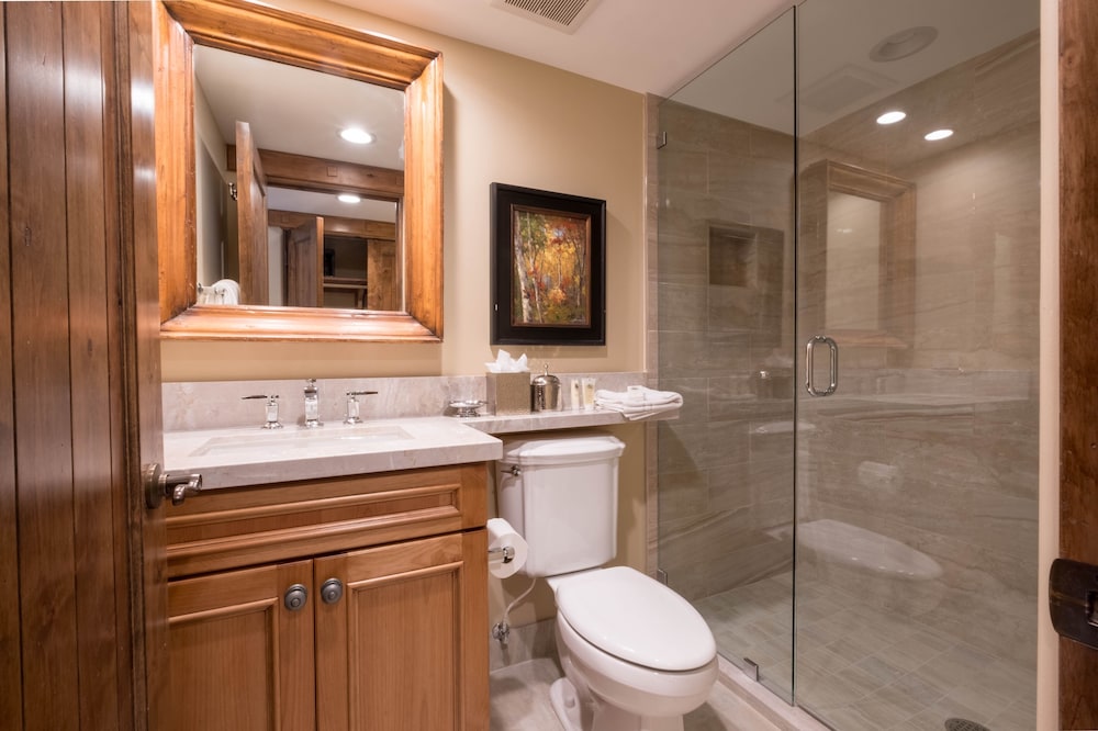 Three Bedroom Suite 3 Apartment Hotel by Redawning - photo 11