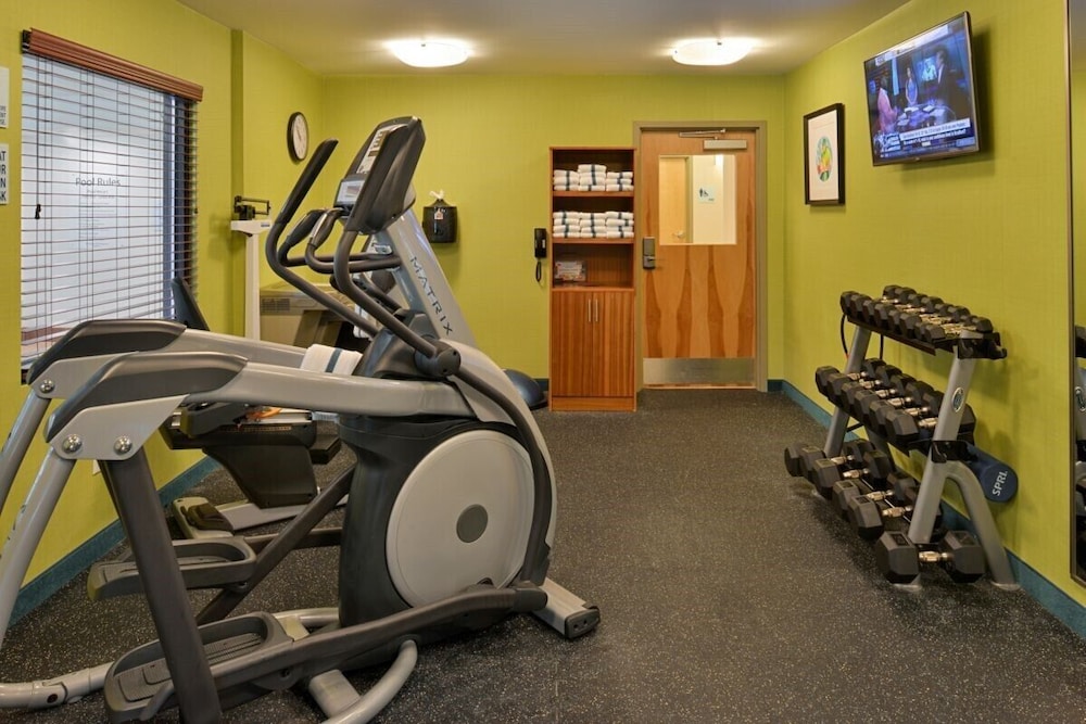 Holiday Inn Express & Suites West Ocean City by IHG - photo 17
