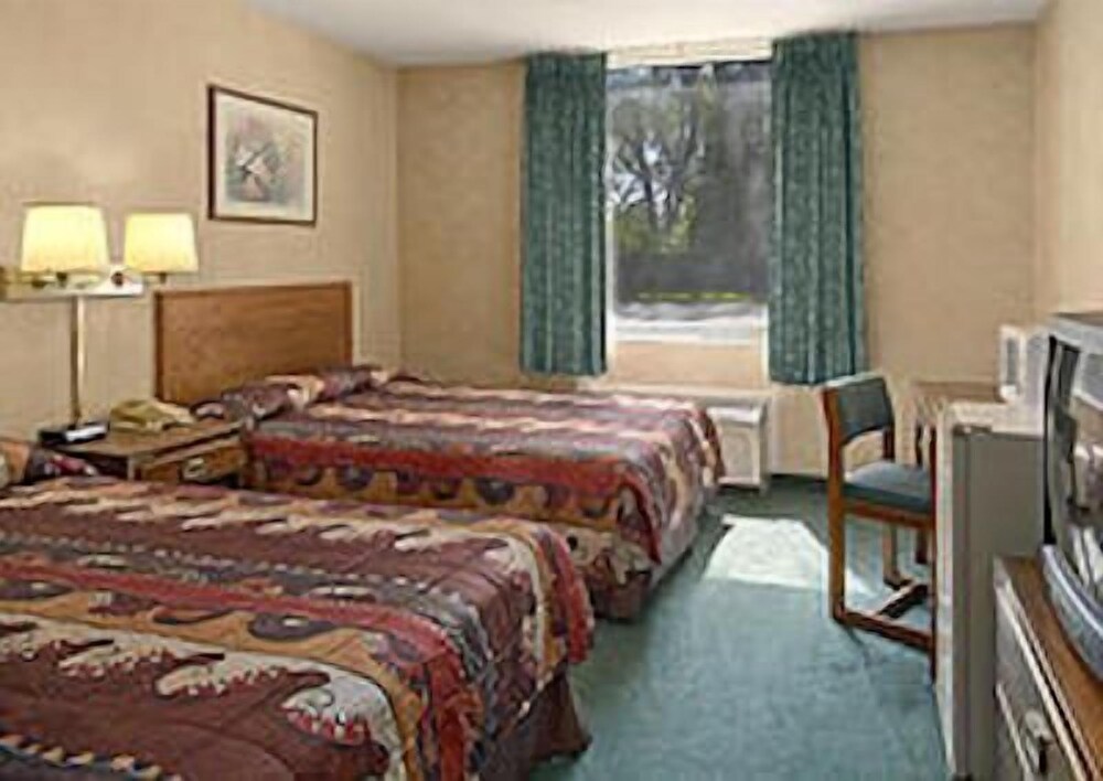 Grand Victoria Hotel - photo 7