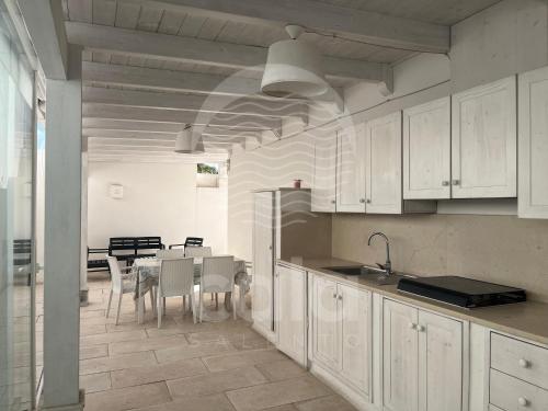 Agua de Mar n 2 By Cala Salento — 4-Star Luxury Hotel in Porto Cesareo, Italy