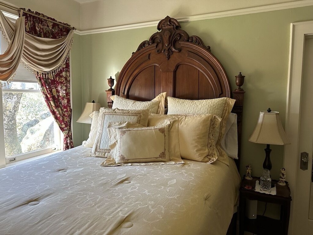 The Inn on Knowles Hill Bed & Breakfast Hotel - photo 7