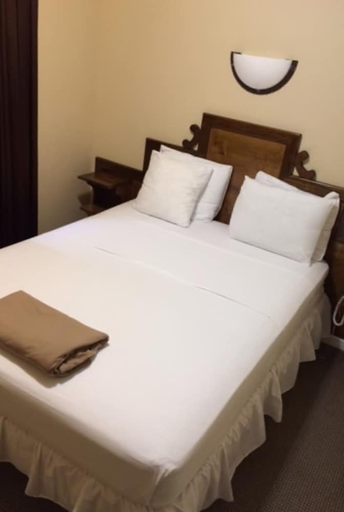 St Marks Hotel - photo 10
