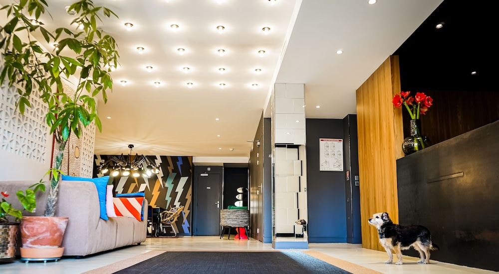 Hôtel Le Collonges - carbon neutral hotel in Brive-La-Gaillarde