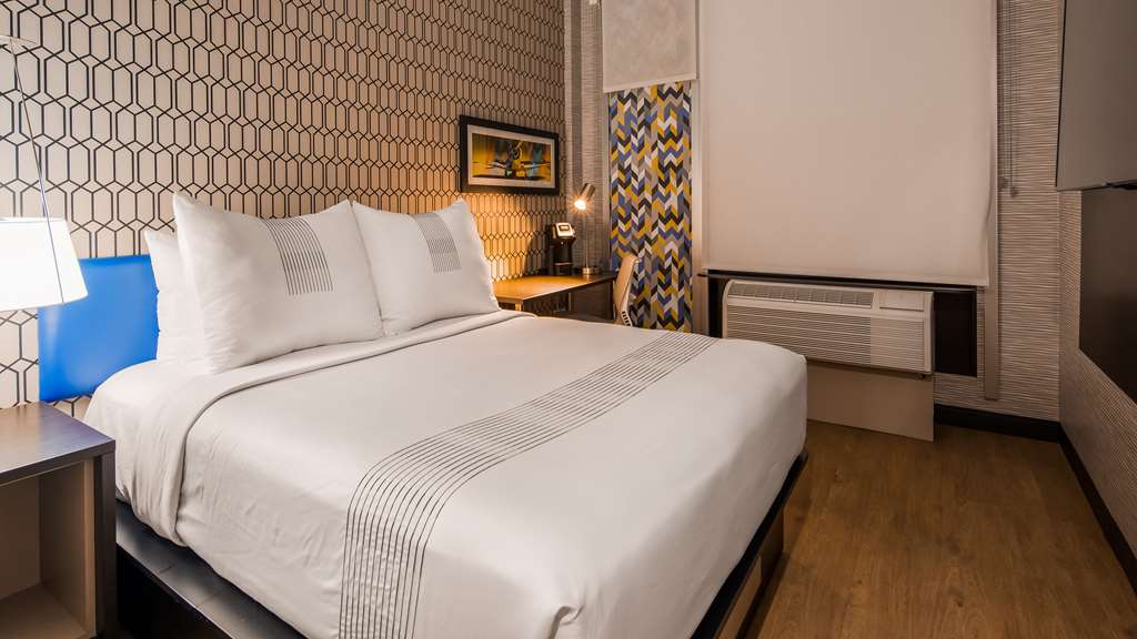 GLō Best Western Brooklyn NYC - photo 17