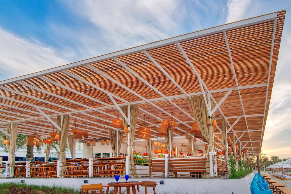 מזון ומשקאות