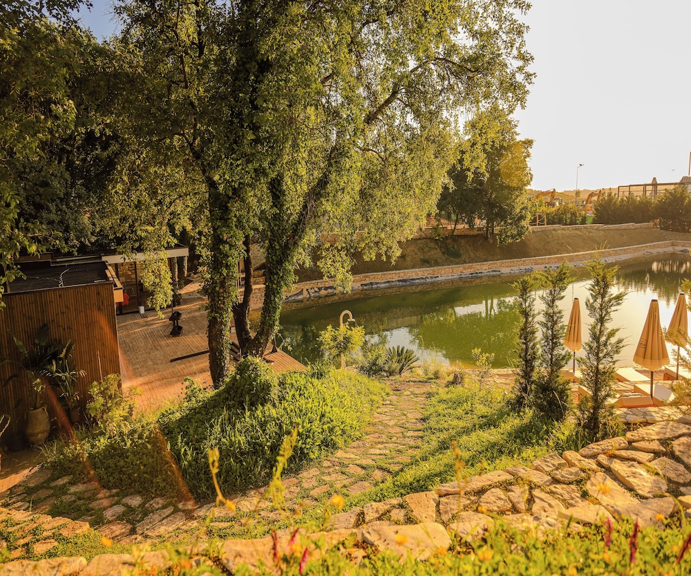 Bregu Village Spa — Xhafzotaj