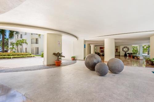Nitta 302 — 4-Star Luxury Hotel in Nuevo Vallarta, Mexico