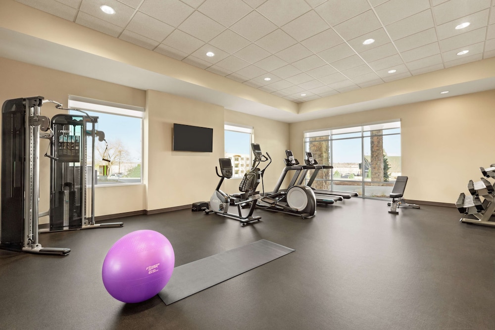 Home2 Suites by Hilton Colorado Springs South - photo 26