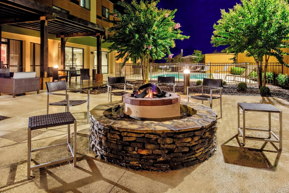 Courtyard by Marriott Troy - photo 18