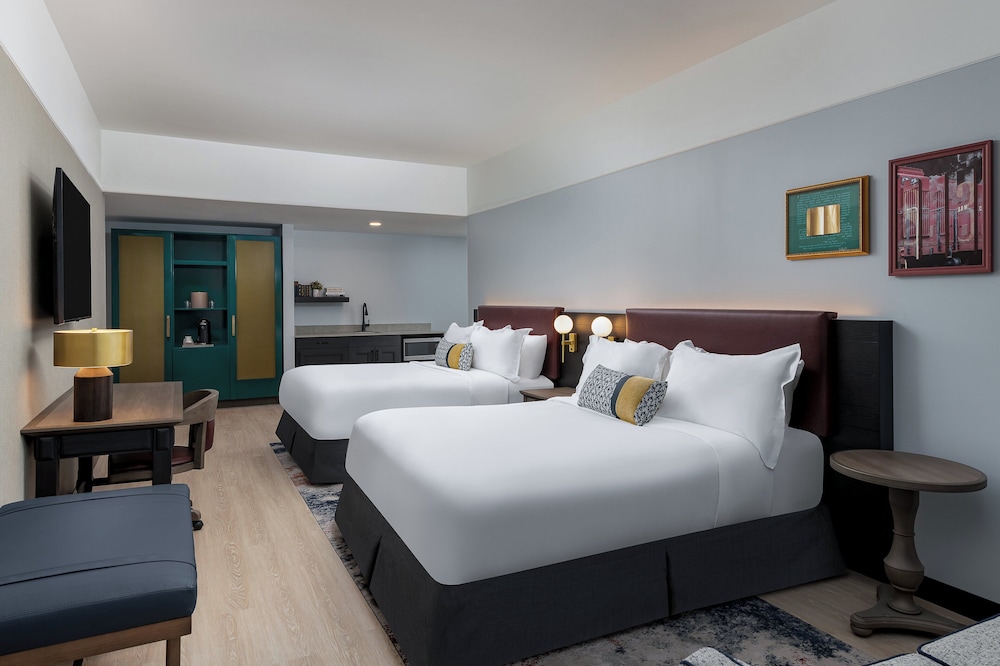 Hotel Indigo West Chester Downtown by IHG - photo 12