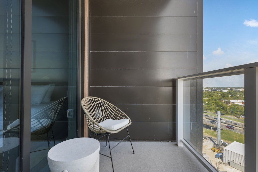 Austin Condo Hotel - photo 638
