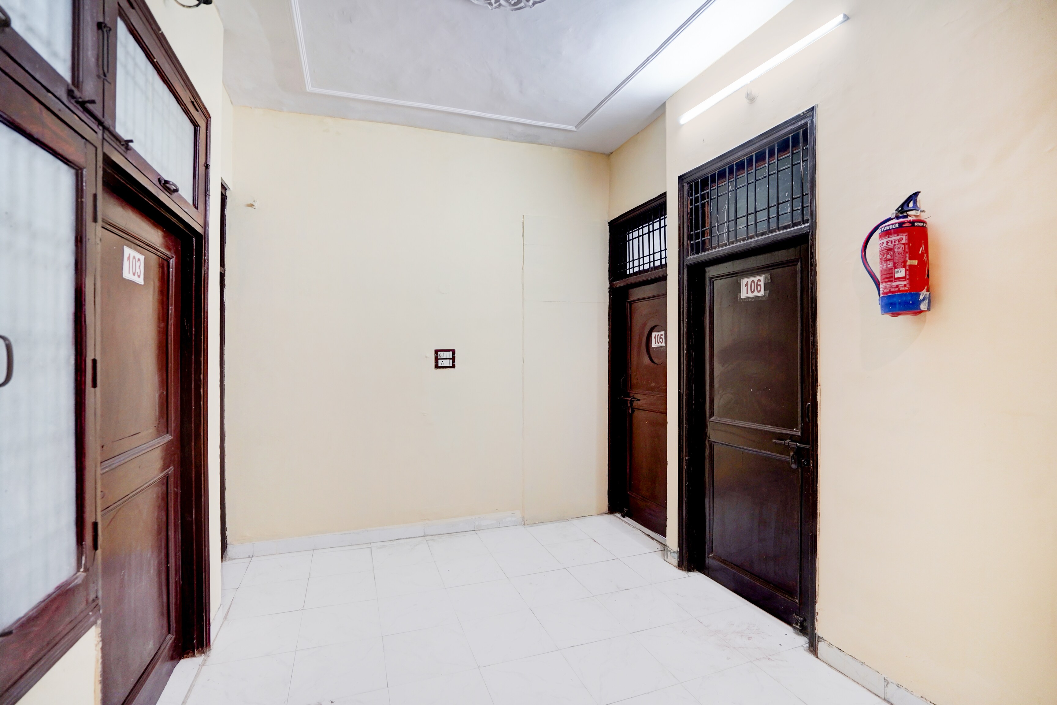 Hotel O Silk Inn Haveli — Jhansi