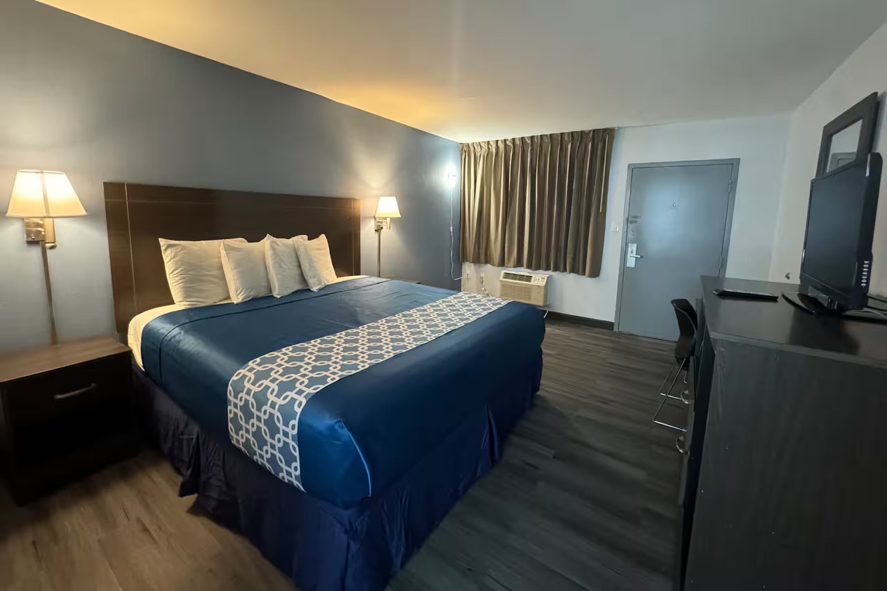 Travelodge By Wyndham Gainesville — Gainesville