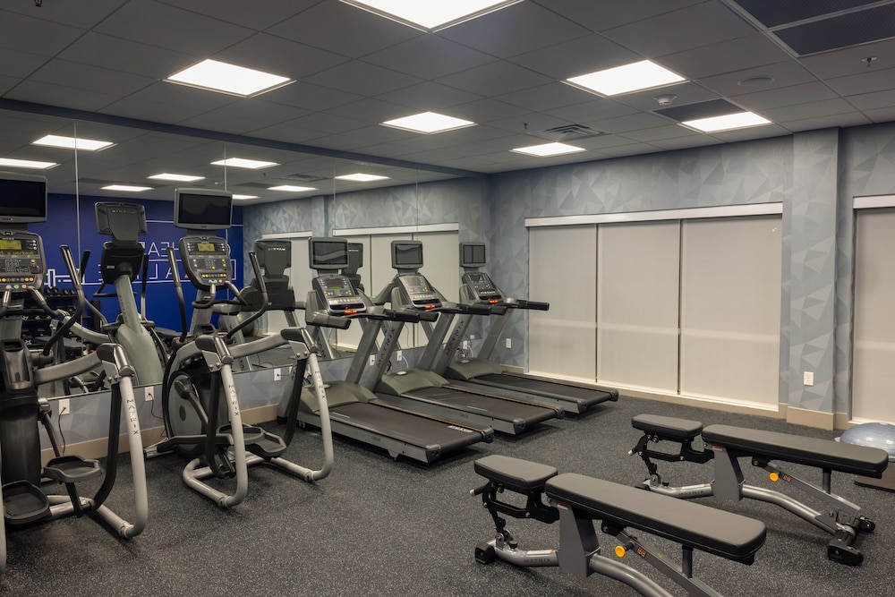 Holiday Inn Express & Suites Harrisonburg University Area by IHG - photo 32
