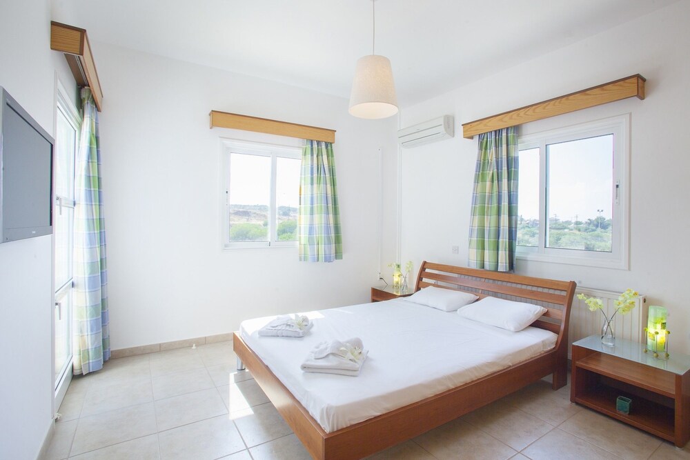Protaras Views Villa PRAM1