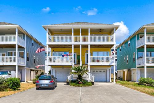 Poopka & Dennys Beach Condo by Carolina Beach Realty — 4-Star Luxury Hotel in Carolina Beach, United States
