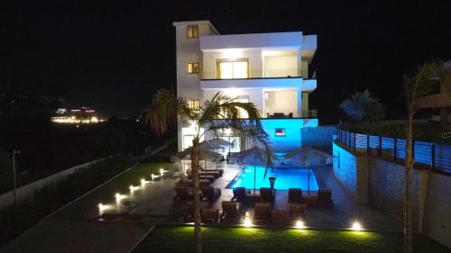 Luxury Villa Jo An — 4-Star Luxury Hotel in Ksamil, Albania