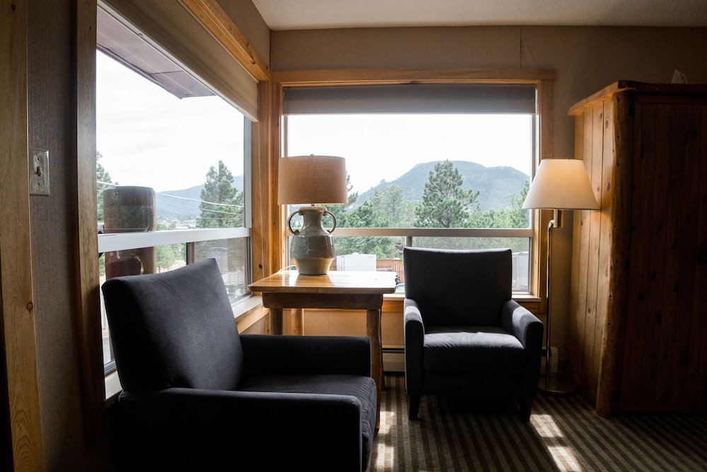 Hotel Estes - photo 6