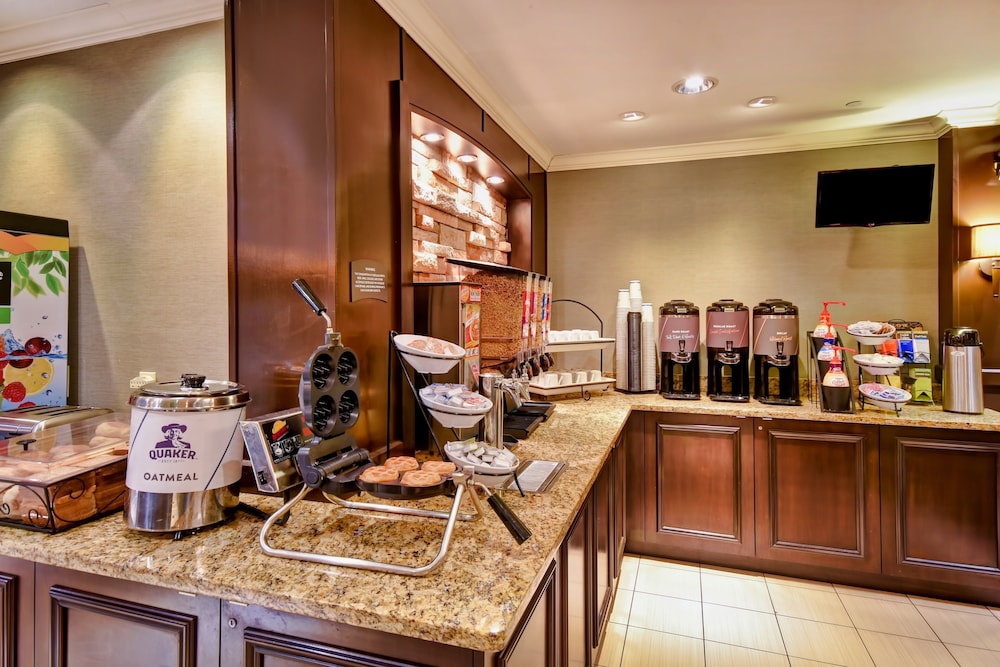 Staybridge Suites Middleton Madison West by IHG - photo 41