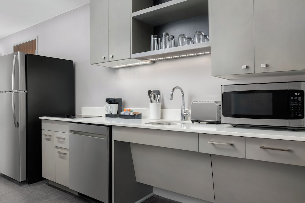 Homewood Suites by Hilton Newport Cincinnati - photo 12