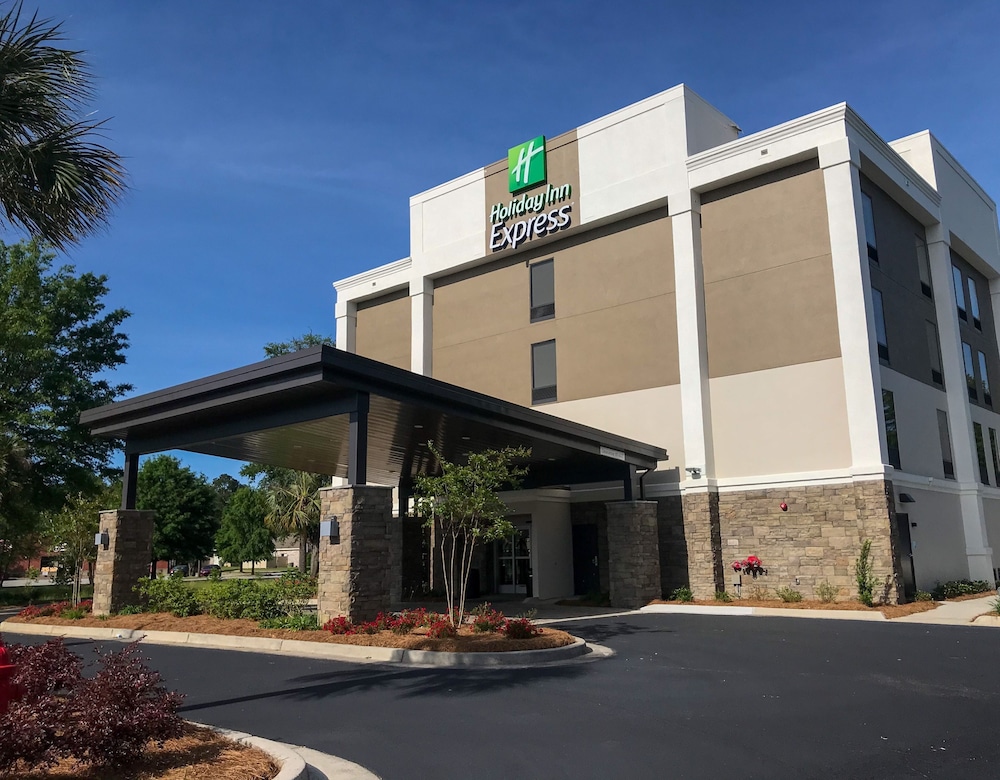 Holiday Inn Express Statesboro by IHG - photo 32