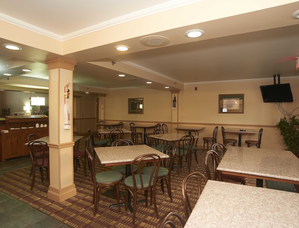 New World Inn - photo 45