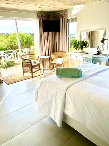 The Lily Suite — 4-Star Luxury Hotel in Plettenberg Bay, South Africa