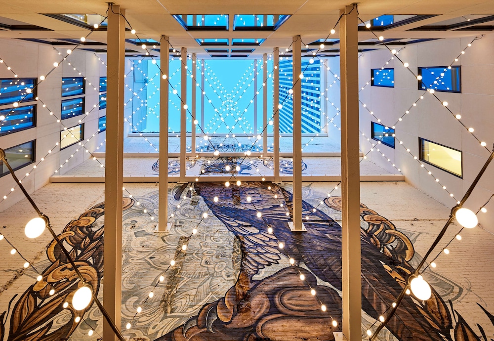 The Peregrine Omaha Downtown Curio Collection by Hilton - photo 53