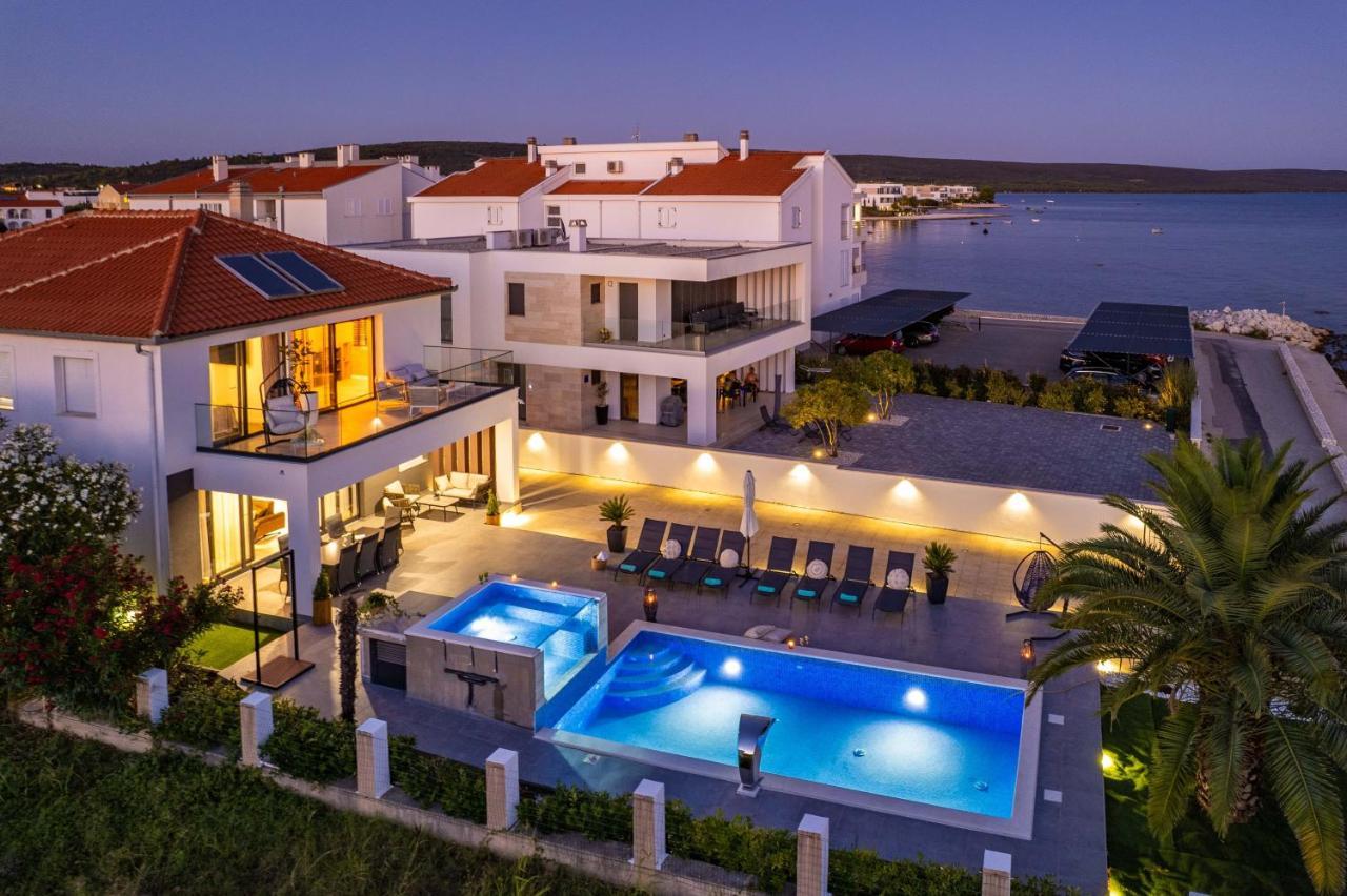 Seaside luxury villa with a swimming pool Sukosan Zadar 22250 — 4-Star Luxury Hotel in Sukosan, Croatia