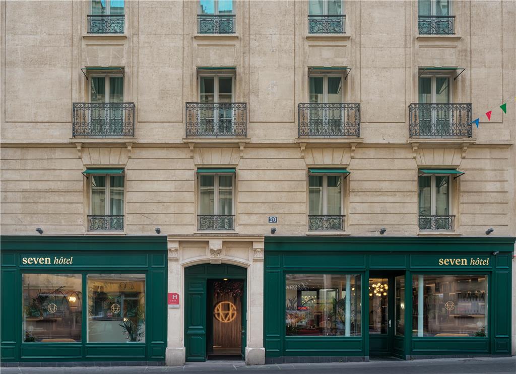 Seven Hotel Paris