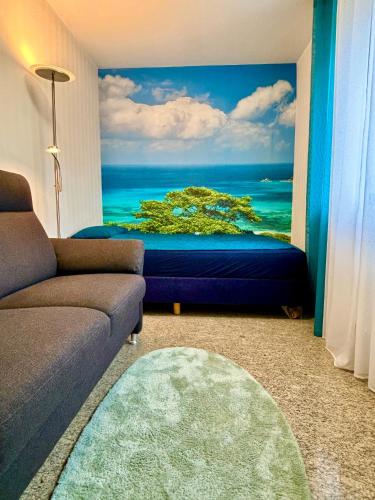 Wolkenzimmer mit 140 cm Bett im Erdgeschoss in Seligenstadt, Germany