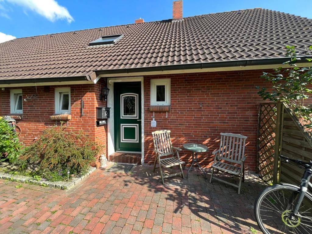 Ferienhaus Hanna — 4-Star Luxury Hotel in Emden, Germany