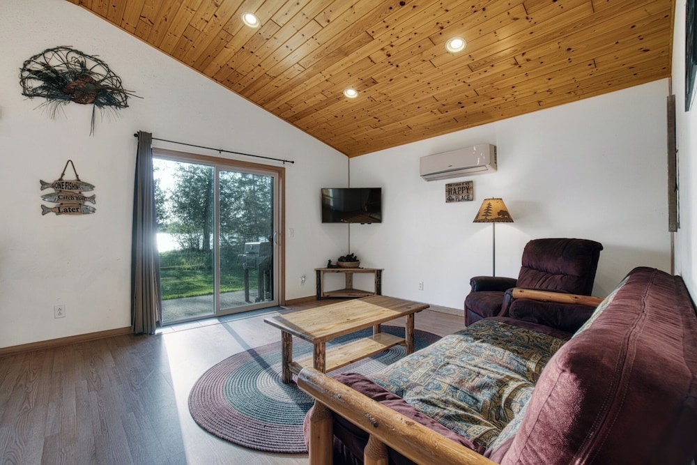 Lena's Northern Pines Resort - photo 12