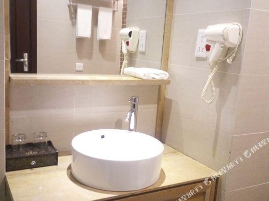 Wulong Baerman Hotel - carbon neutral hotel in Chongqing