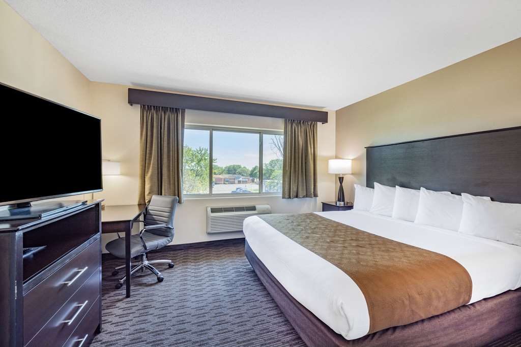 AmericInn by Wyndham Apple Valley - photo 13
