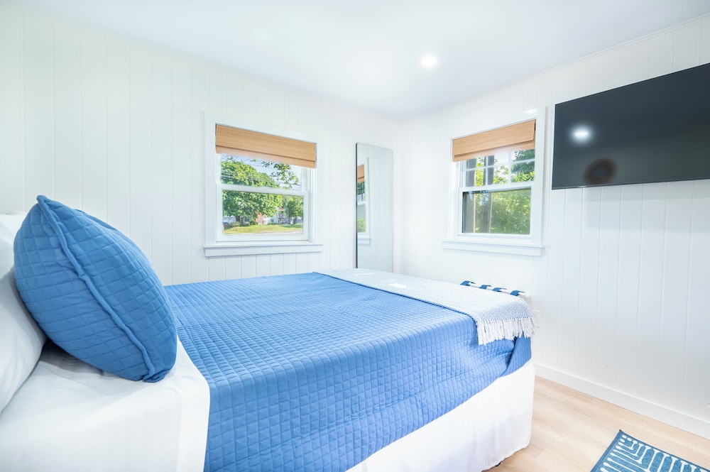 Marina Bay Cottages - photo 2