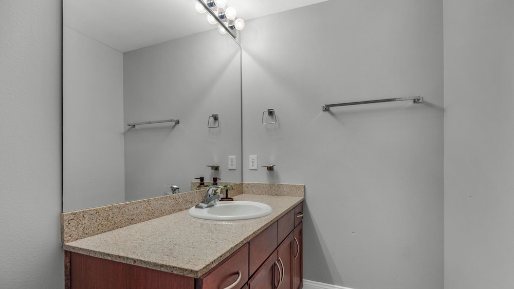 Laketown Wharf IV - photo 180