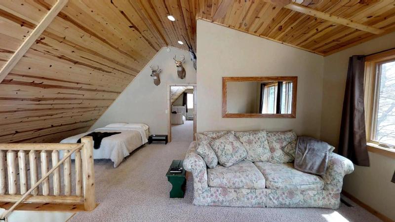 Lakefront Hideaway - photo 30