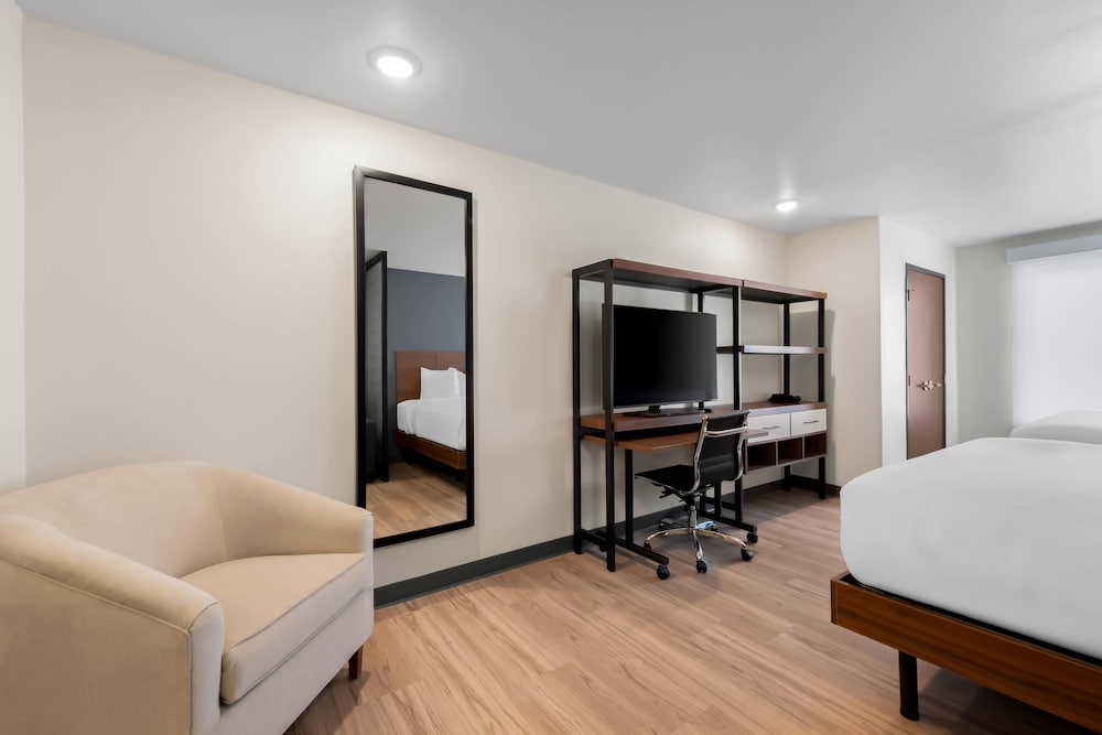 Everhome Suites Amarillo West Medical Center - photo 18
