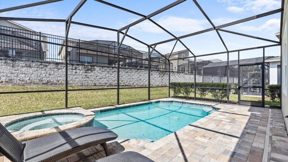 New Home 7 Bed Solara Resort Private Pool spa 7 Bedroom Home by RedAwning - photo 36