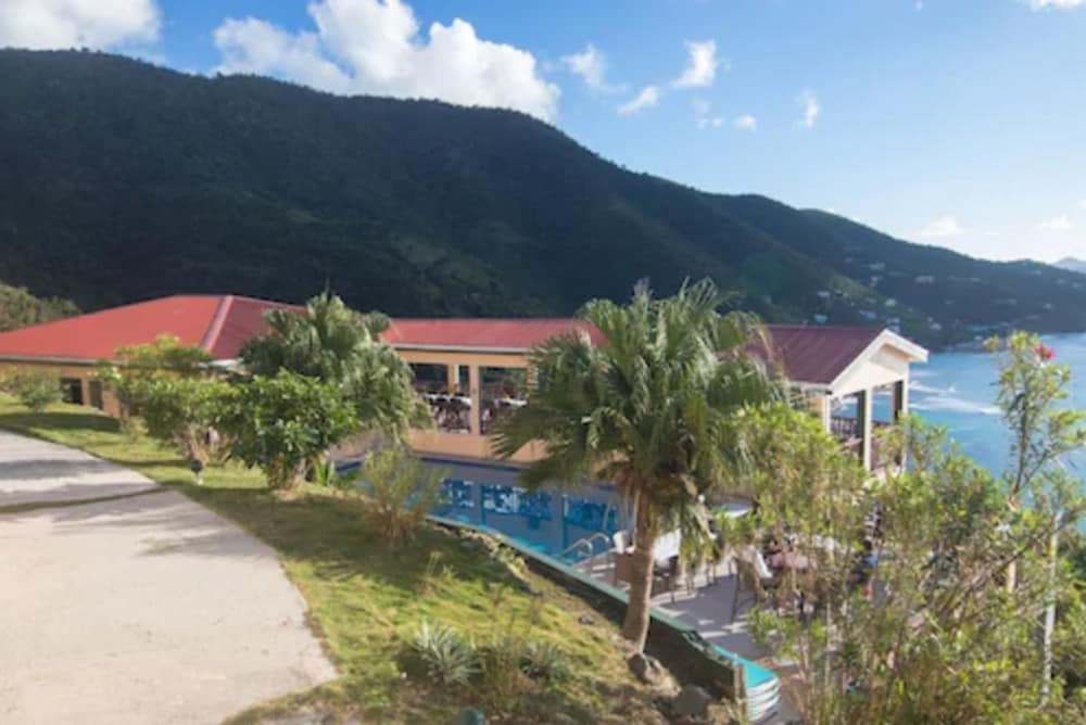 The Heritage Inn — hotel in Road Town