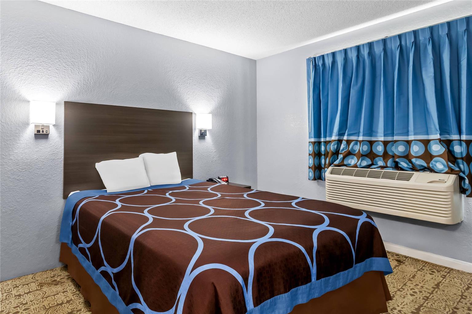 Rodeway Inn Delmont - photo 22