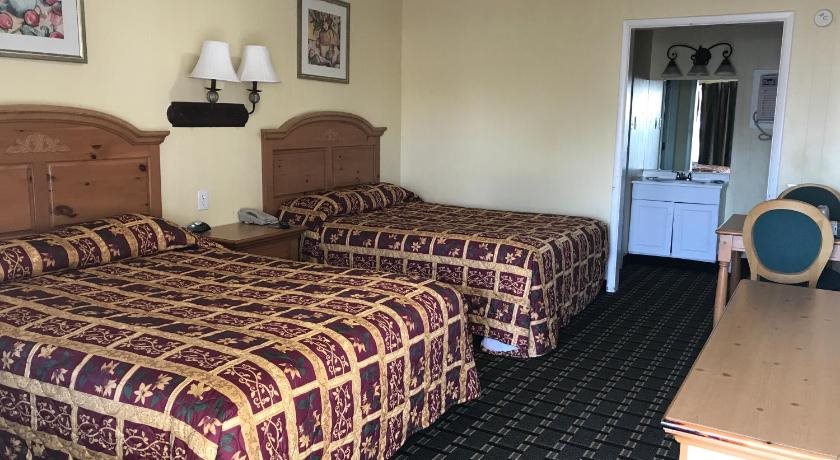 Chief Motel — hotel in Keokuk