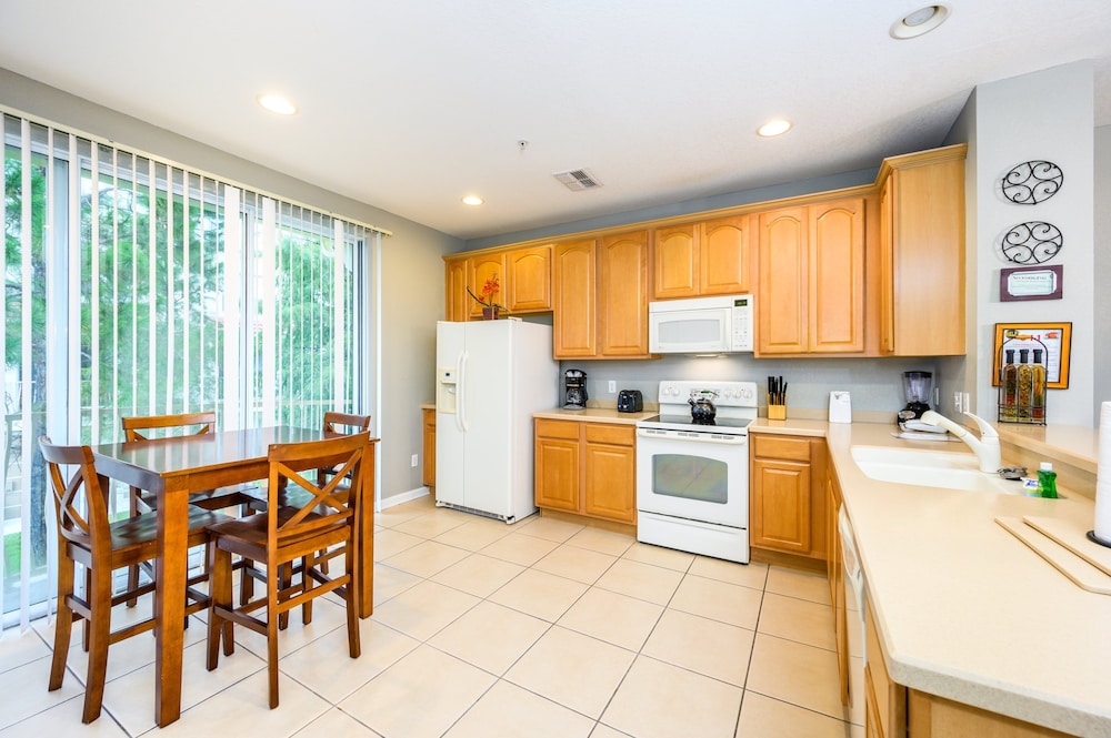 Vista Cay Resort Direct Townhomes by Millennium Management - photo 141