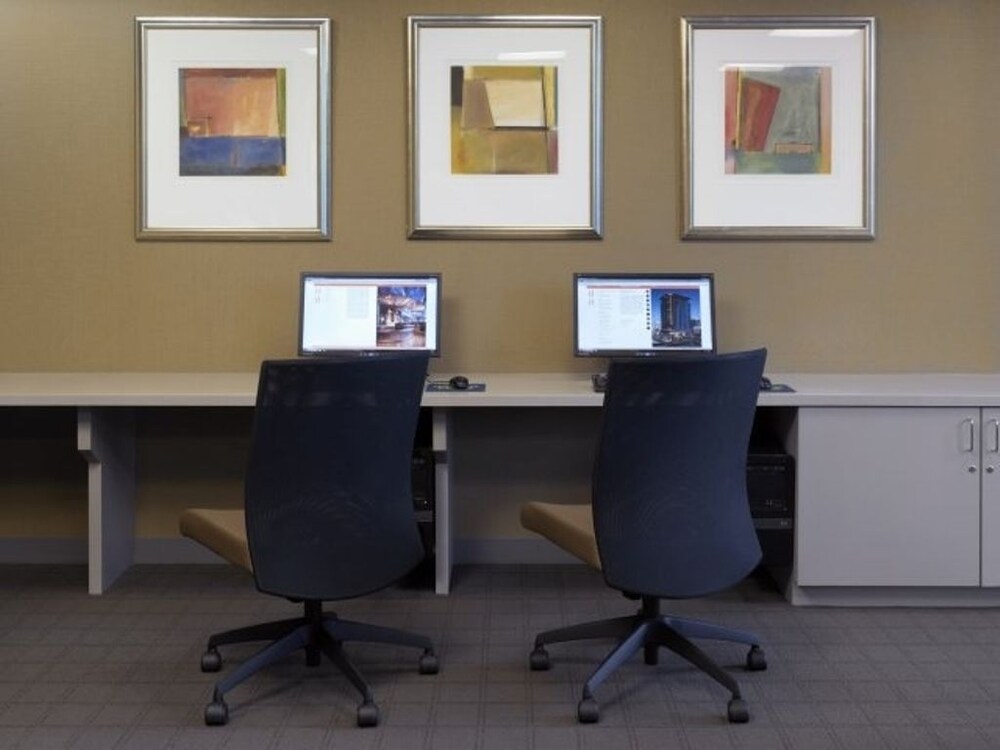 Corporate Suites Network At Columbus Plaza - photo 9